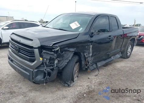 2017 Toyota Tundra Sr 4.6L V8 z USA, uszkodzony, nr VIN 5TFRM5F13HX119561